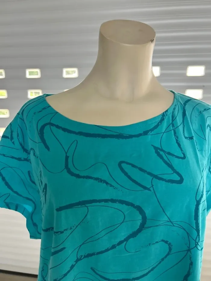 TEE shirt femme - photo numéro 2