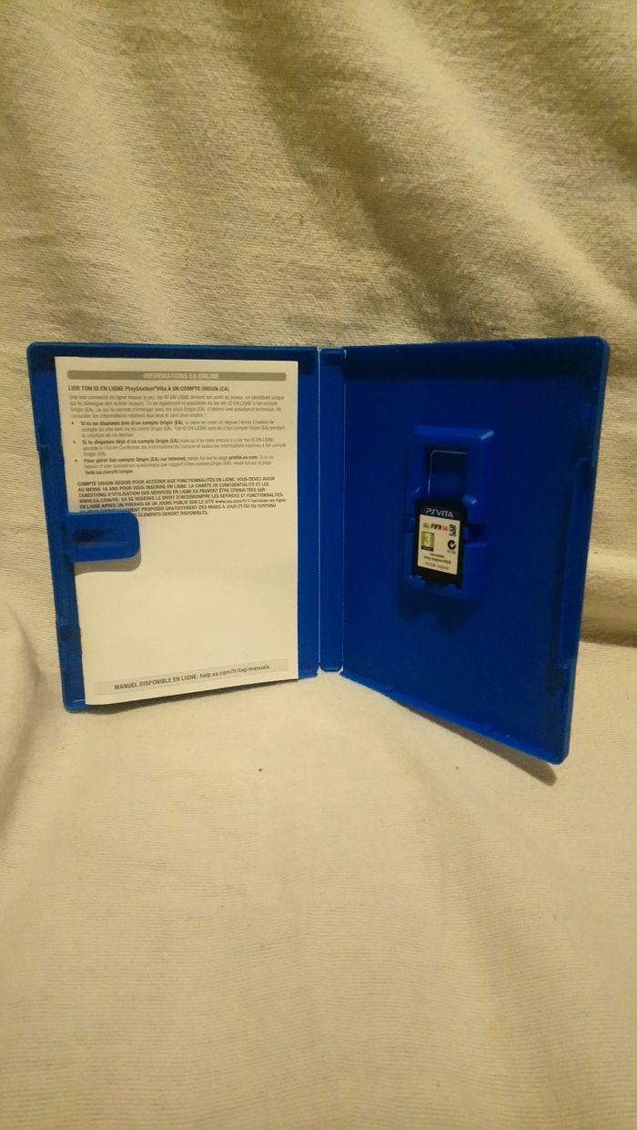 Fifa 14 PSVITA - photo numéro 2