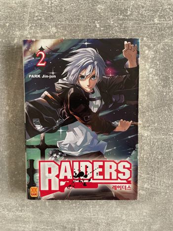 Manga Raiders tome 2 en version française.