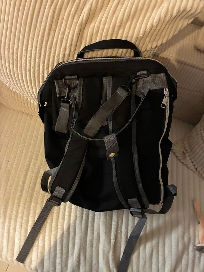 Sac à langer à dos - photo numéro 4