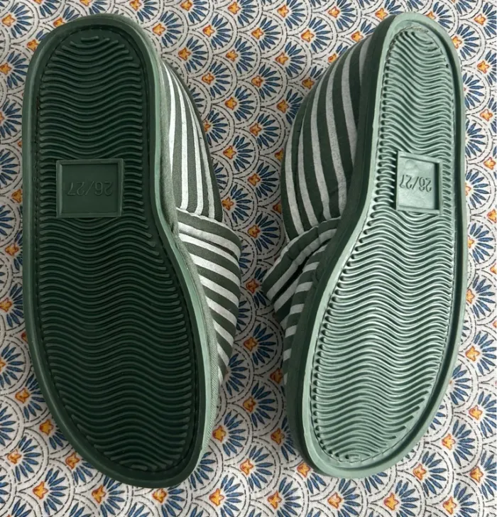 Chaussons taille 26/27 - photo numéro 2