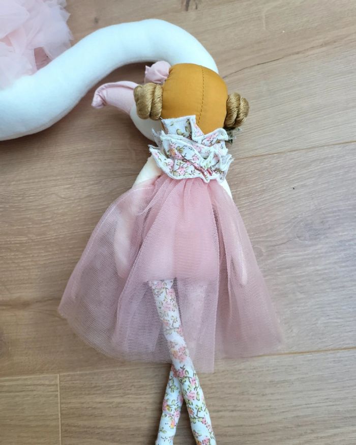 Lot peluches elegantes 2 cygnes ,1 souris et 2 poupees maison du monde - photo numéro 19