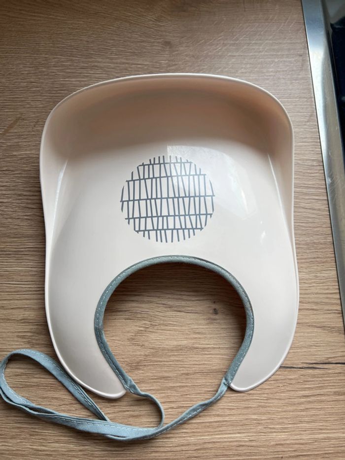 Bavette d’apprentissage en plastique Beaba - photo numéro 3