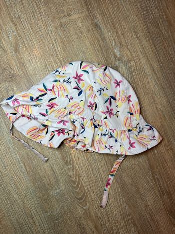 Chapeau fleurie Tape à l’œil /