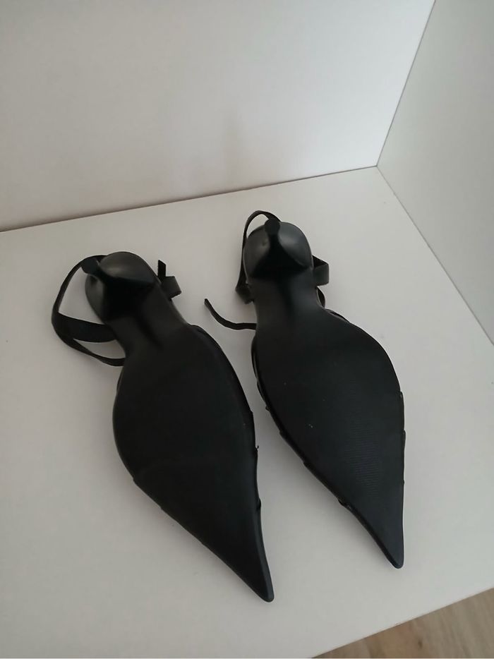 Talon neuf T 41 - photo numéro 3
