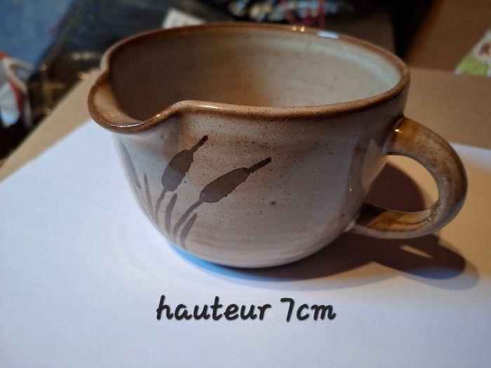 Tasse avec bec verseur - photo numéro 3