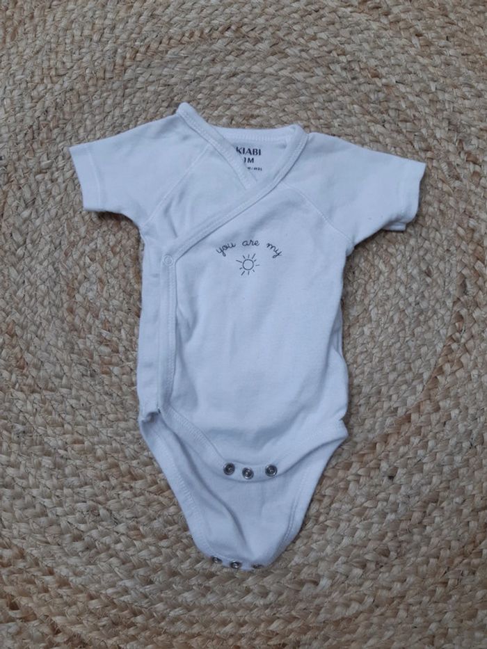 Lot de 3 bodies Kiabi 1 mois - photo numéro 6