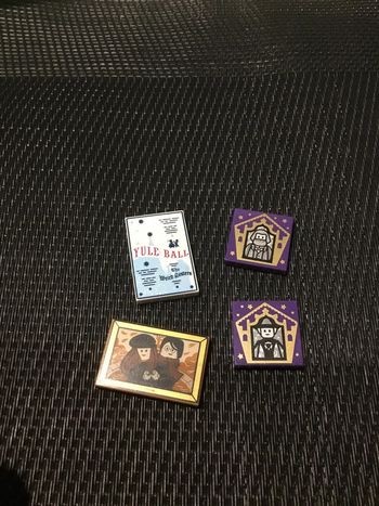 Lego Harry Potter lot 4 tiles briques serigraphiées chocogrenouille 20 ans chocolate frog card