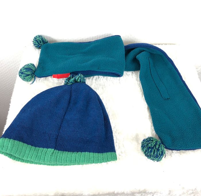 🌾 lot écharpe + Bonnet en TBE 🌾 - photo numéro 2