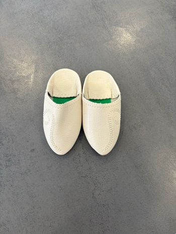 Babouches  traditionnelles  en cuir blanc