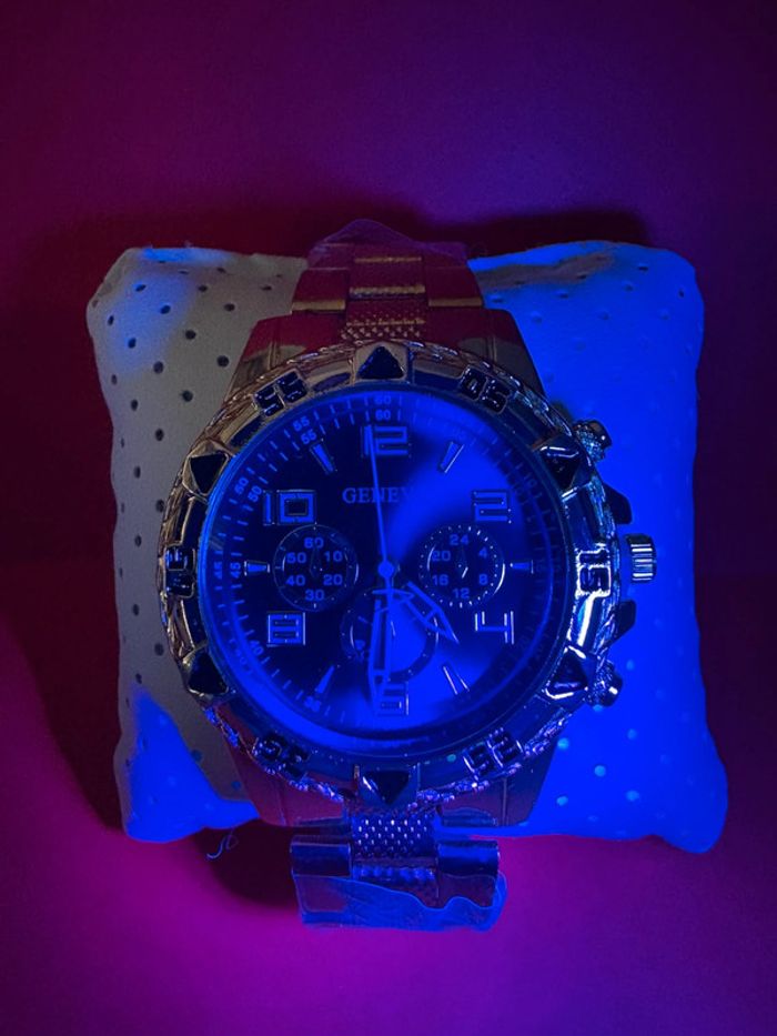 montre Geneva doré avec cadran bleu stylisé à quartz pour hommes - photo numéro 4