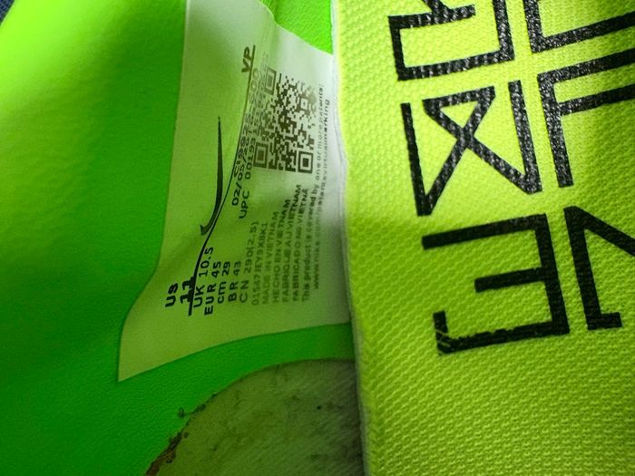 Crampons Neymar - photo numéro 2