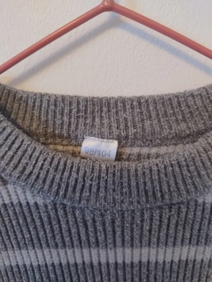 Pull fille - photo numéro 2