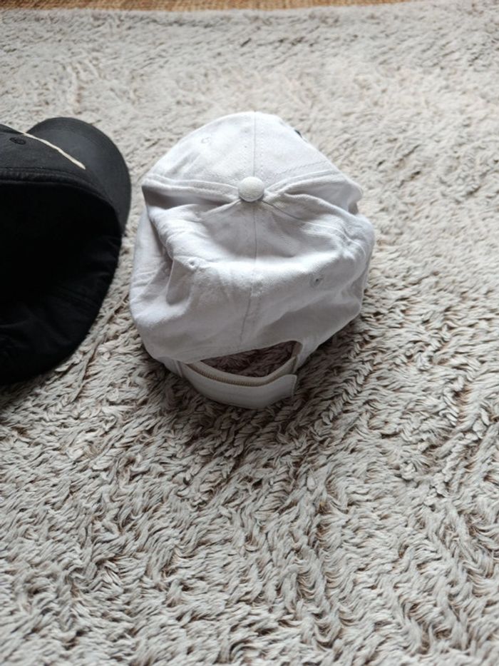 Lot casquette - photo numéro 5