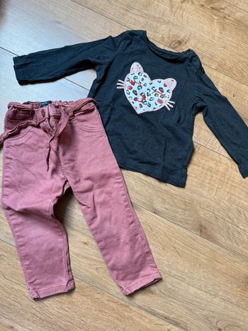 Ensemble jean rose.