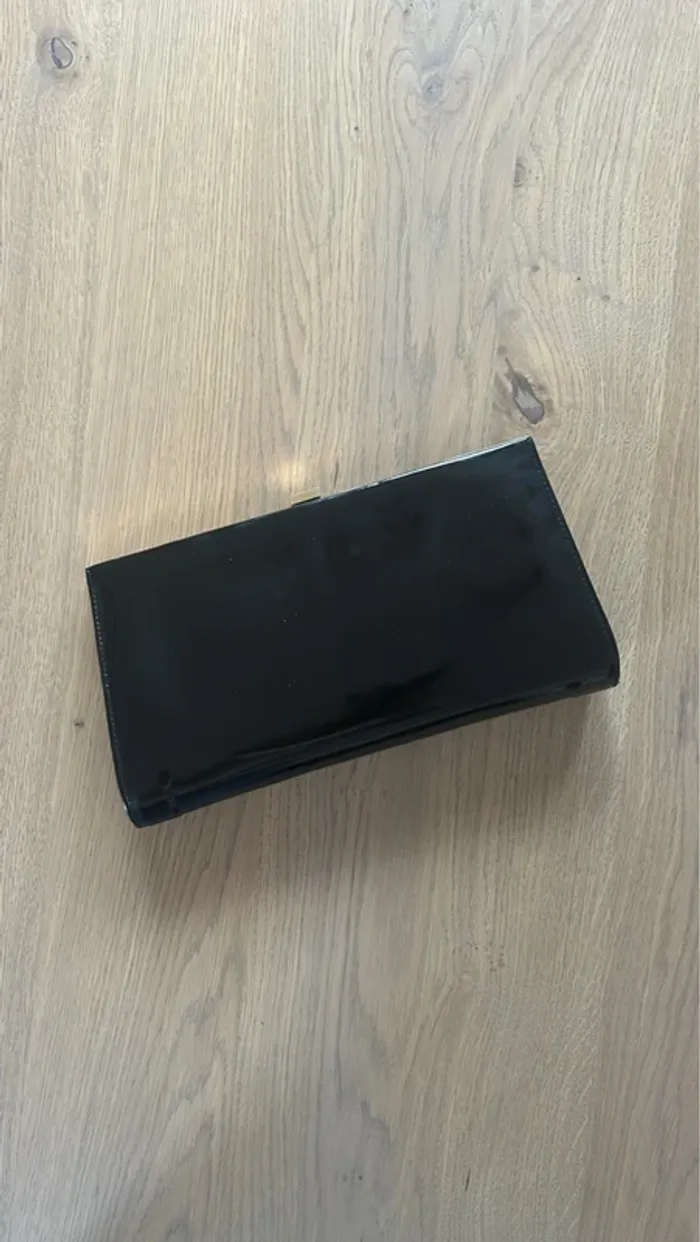 Pochette vintage en cuir vernis noir - photo numéro 3