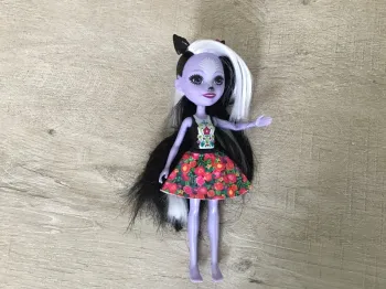 Poupée mattel enchantimals 2015