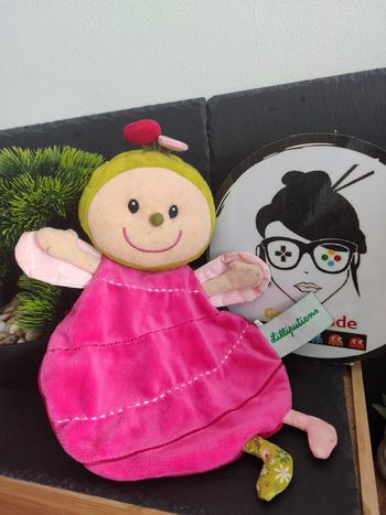 doudou Julie coccinelle lilliputiens rose vert fleur rond aile liz Antennes 3410