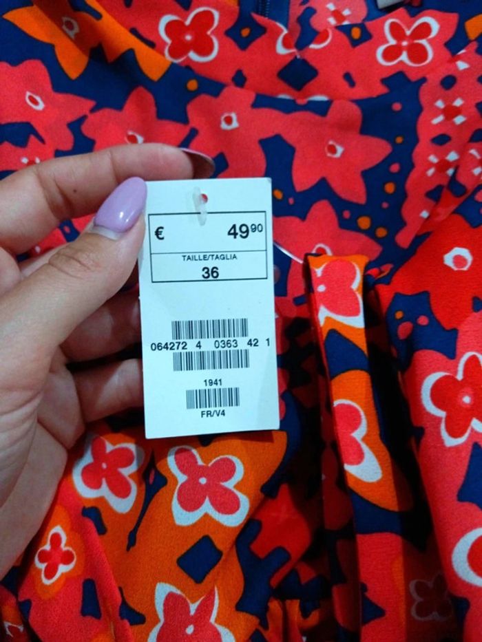 C48 robe rouge H&M 36 - photo numéro 4