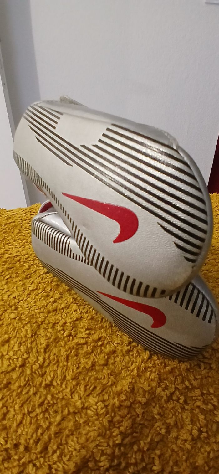 Bascket vintage Nike 90 . Mixte pointure 19,5 - photo numéro 5