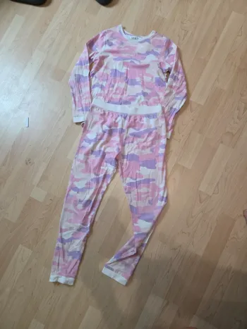 Pyjama taille 10-11ans M&S