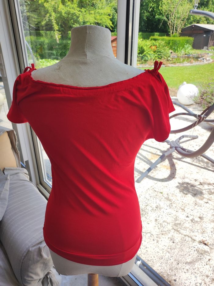 T-shirt rouge Taille 38 - photo numéro 2
