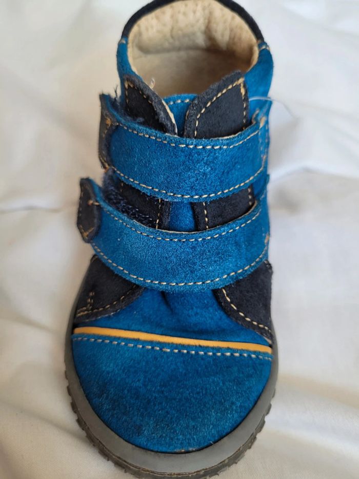 Chaussures/botillons à scratchs pointure 21 - photo numéro 7