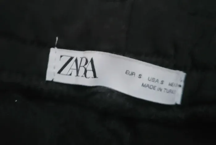 Jort, short en jogging large taille S/M noir zara - photo numéro 3
