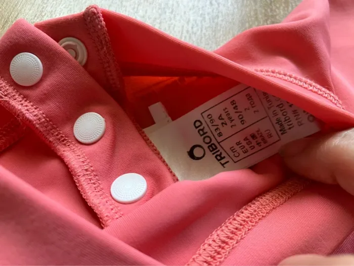 Haut maillot anti-UV fille 2 ans - photo numéro 2