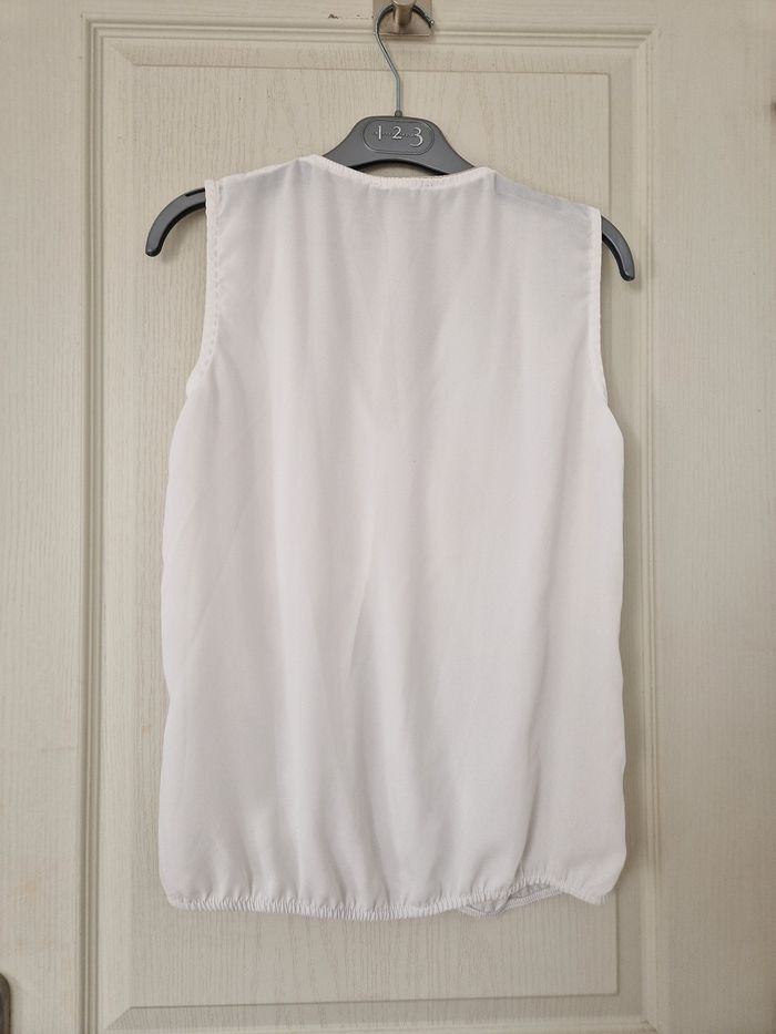 Débardeur fluide blanc avec liseret doré femme etam taille M/38 - photo numéro 4