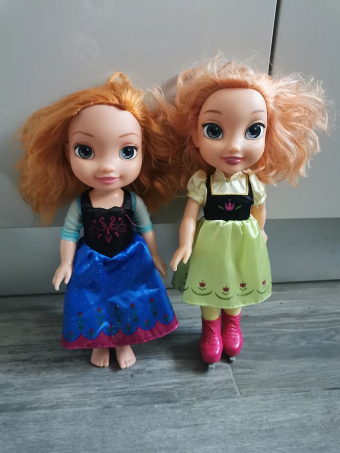 Lot de poupées 33 cm de Reine des Neiges
