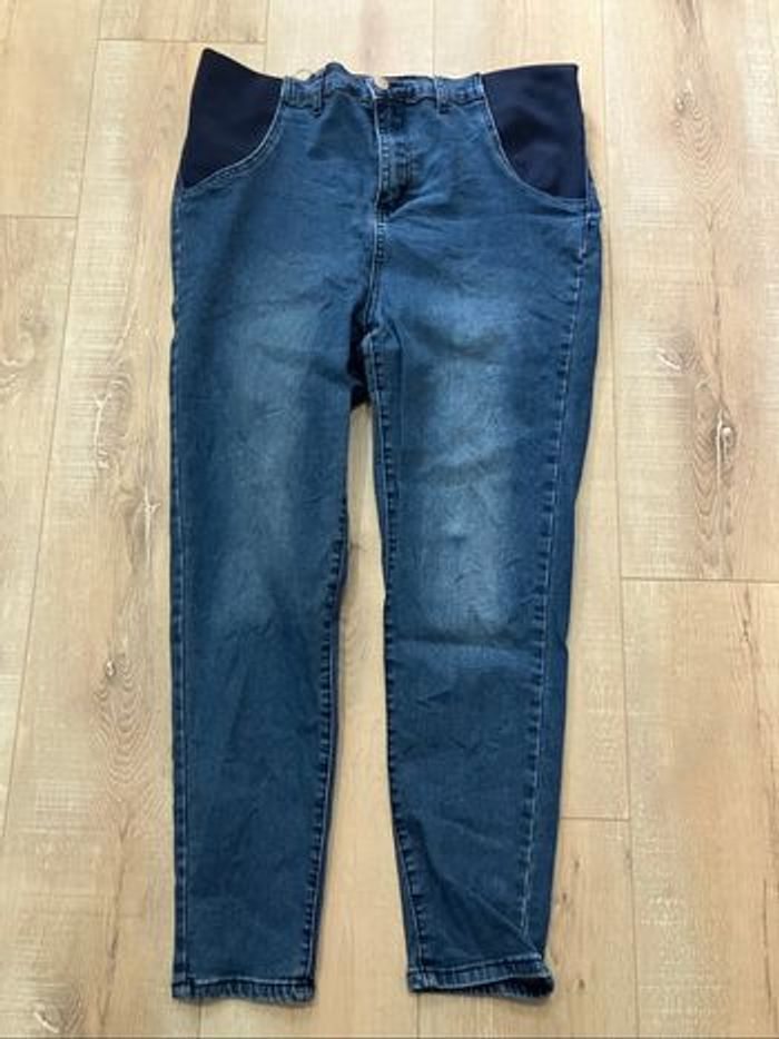 Pantalon de grossesse