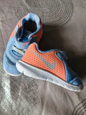 Baskets Nike 22 tissu