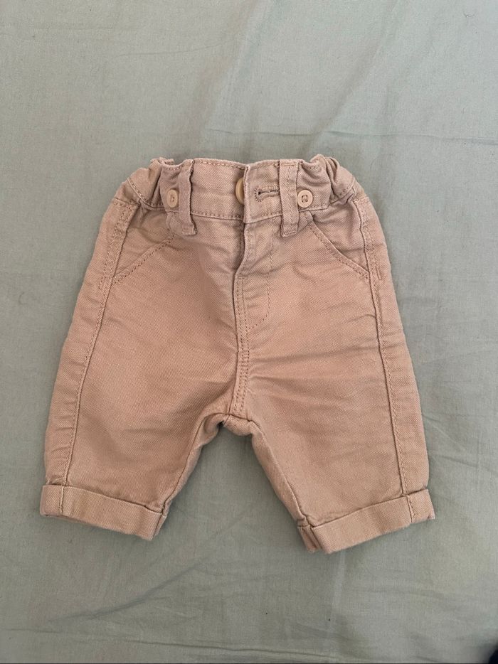 Lot pantalons 1 mois - photo numéro 2