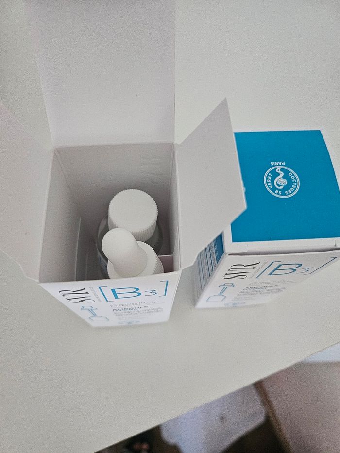 Lot ampoule hydra b3 svr - photo numéro 2