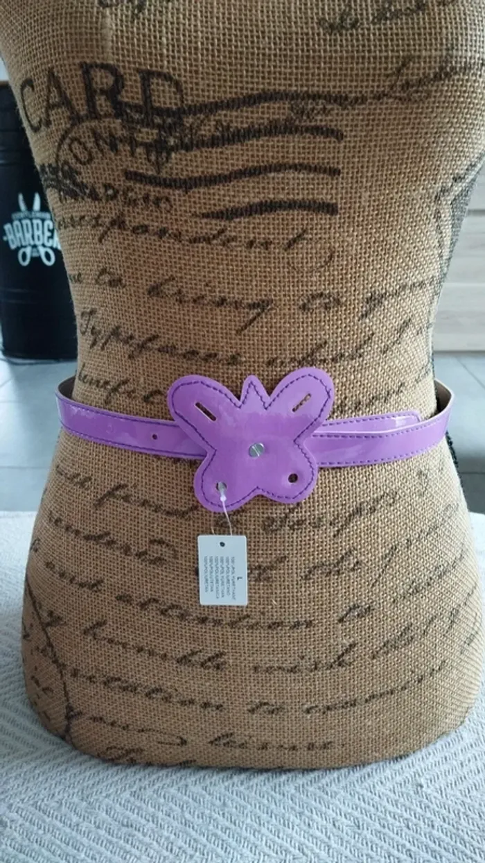 Ceinture violette fille brillante 65 cm