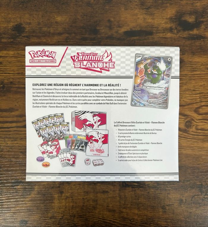 Pokémon ETB EV10.5 Flamme Blanche - photo numéro 2