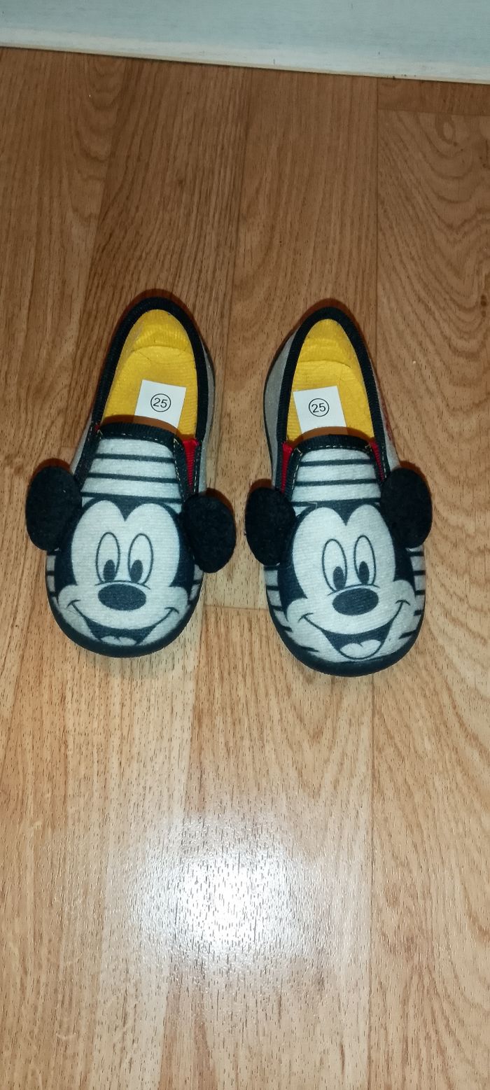 Pantoufles mickey