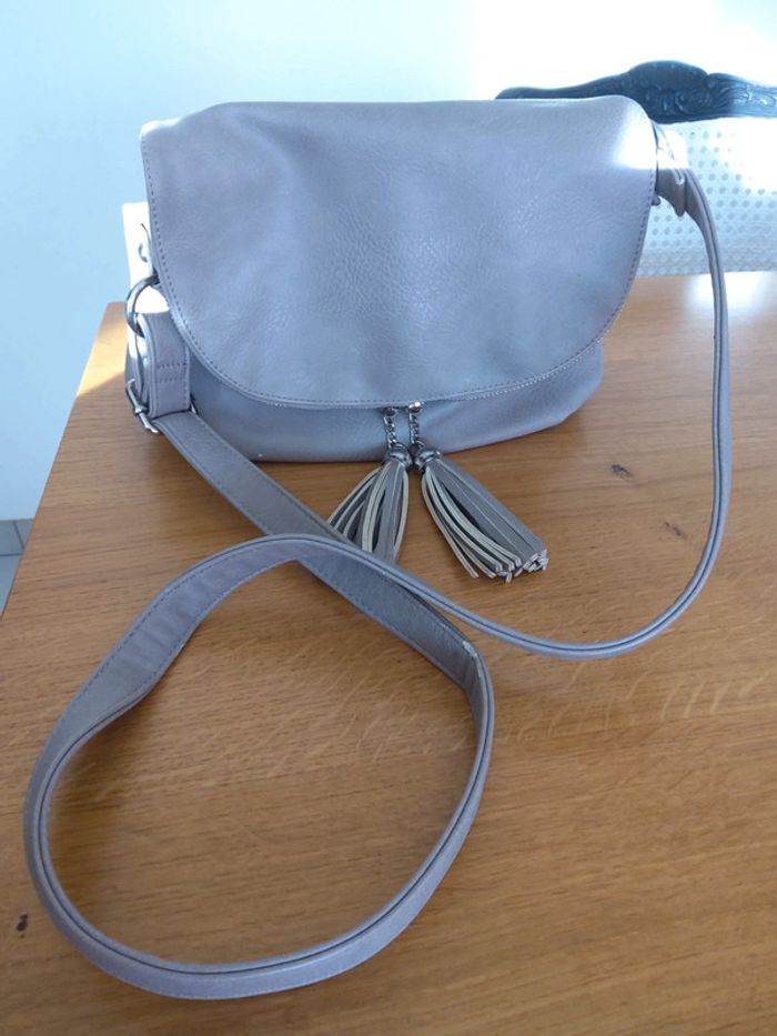 Sac a main gris