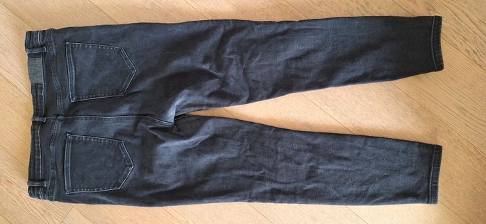 Jean noir Zara taille 46 bon état - photo numéro 2
