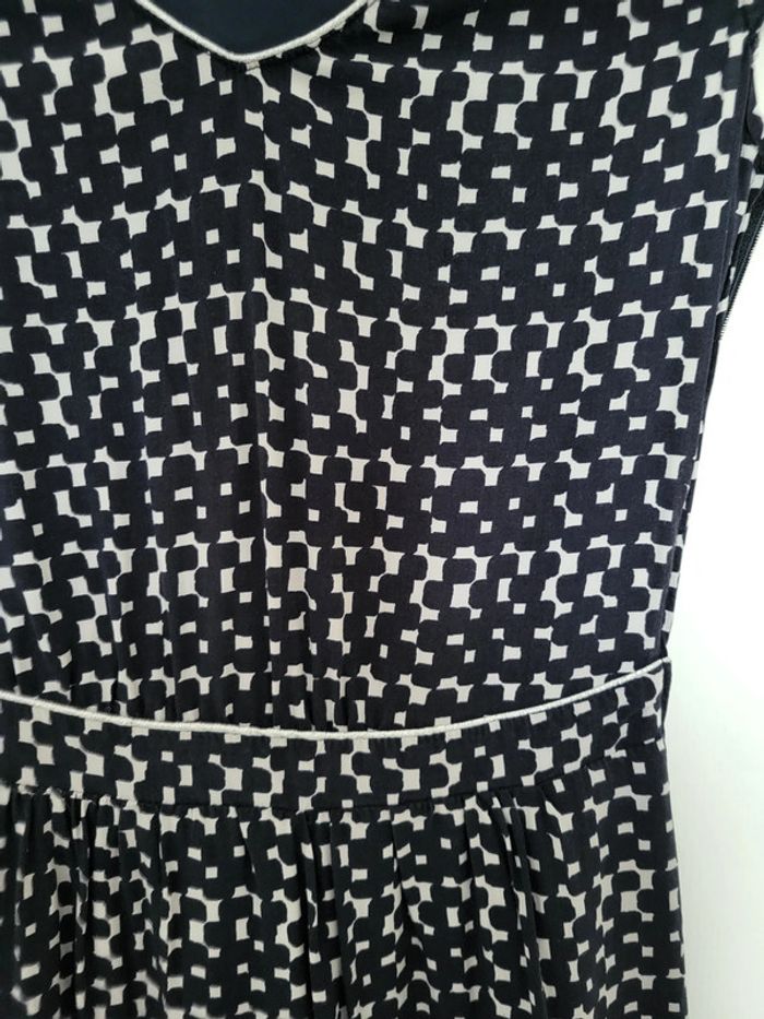 Robe bleu marine et blanc naf naf - photo numéro 3