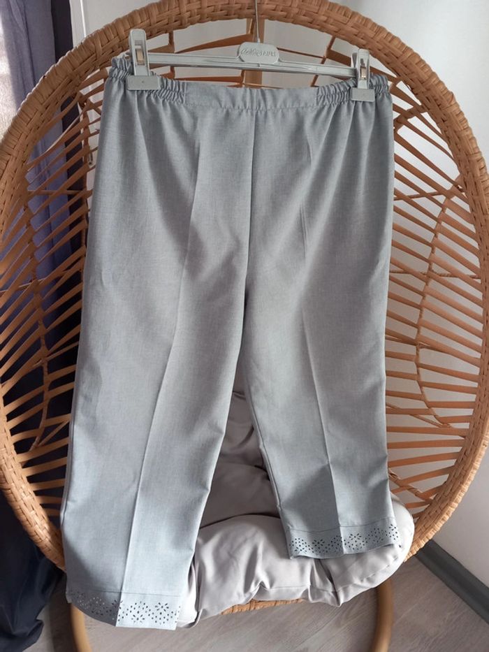 Pantacourt taille 46/48
