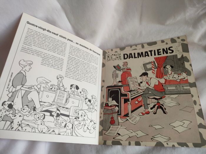 Album Panini Disney Les 101 Dalmatiens - photo numéro 3