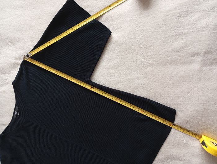Haut noir en maille. Uniqlo 40 - photo numéro 5
