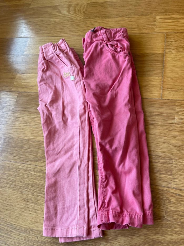 Lot de 2 pantalons neufs fille taille 18 mois