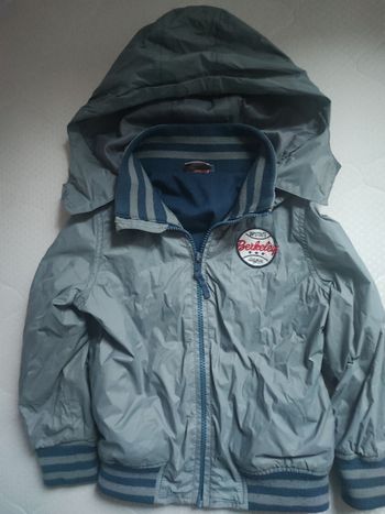 Veste à capuche