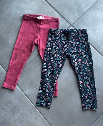 Lot deux pantalons leggings bébé fille Primark 18-24 mois