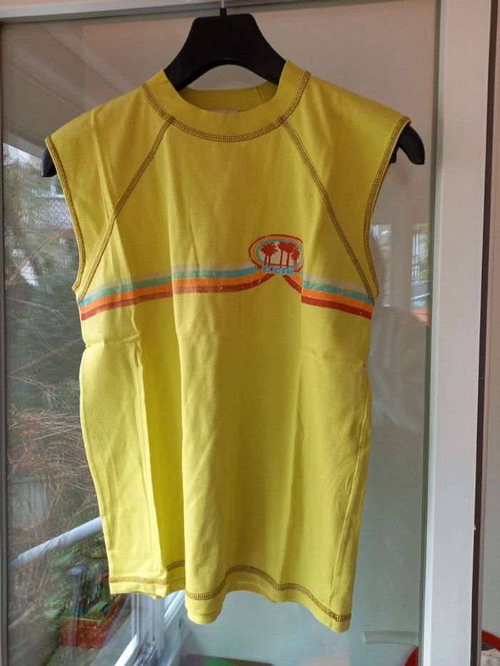 Tshirt sans manches vert clair vintage