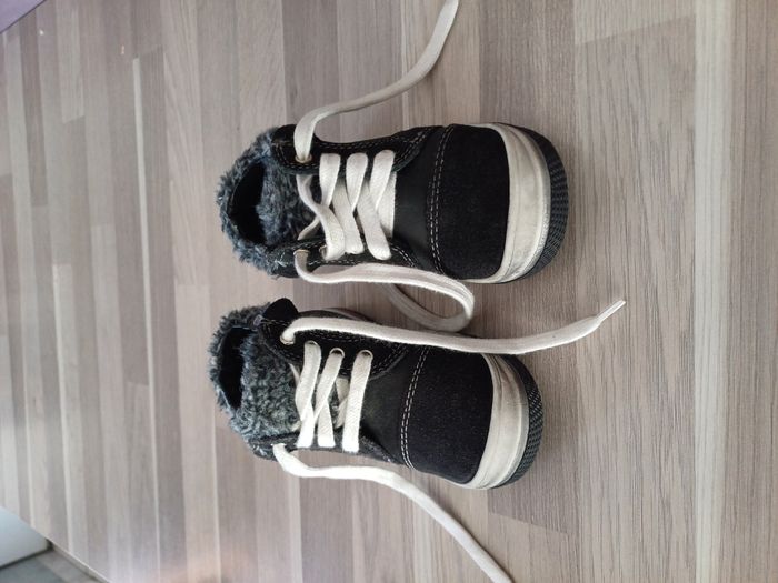 2 paires de chaussures garçons Pointure 20 et 21 - photo numéro 3
