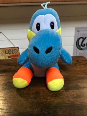 Peluche, doudou Super Mario Yoshi bleu
